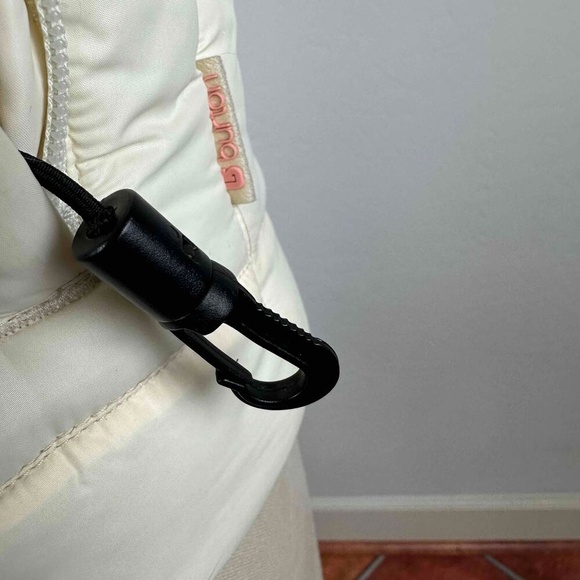 Burton Ivory Sleeveless Hooded Button Up Puffer Vest Size Medium - Picture 6 of 16